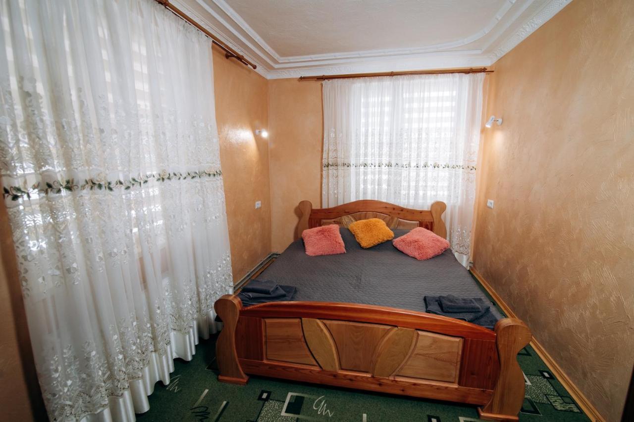 Садиба Федорчуків Гірська Хатина 1 Sheshory Exterior photo