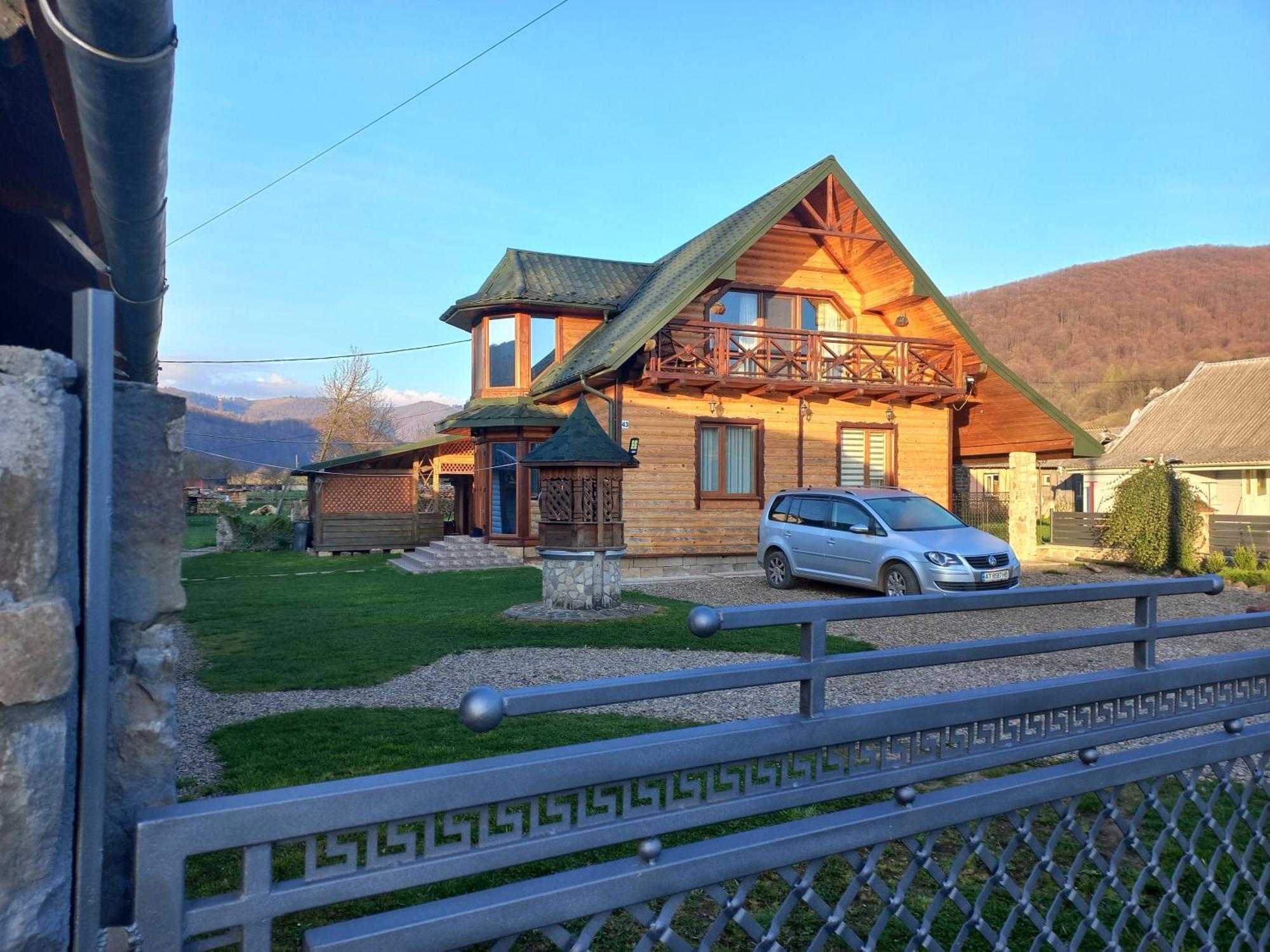 Садиба Федорчуків Гірська Хатина 1 Sheshory Exterior photo